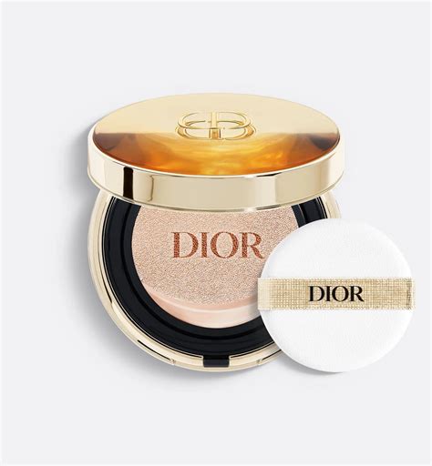 Кушон с высоким покрытием Dior Prestige Le Cushion Teint de .